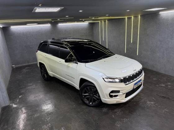 JEEP COMMANDER 2.0 HURRICANE 4 TURBO GASOLINA BLACKHAWK AT9